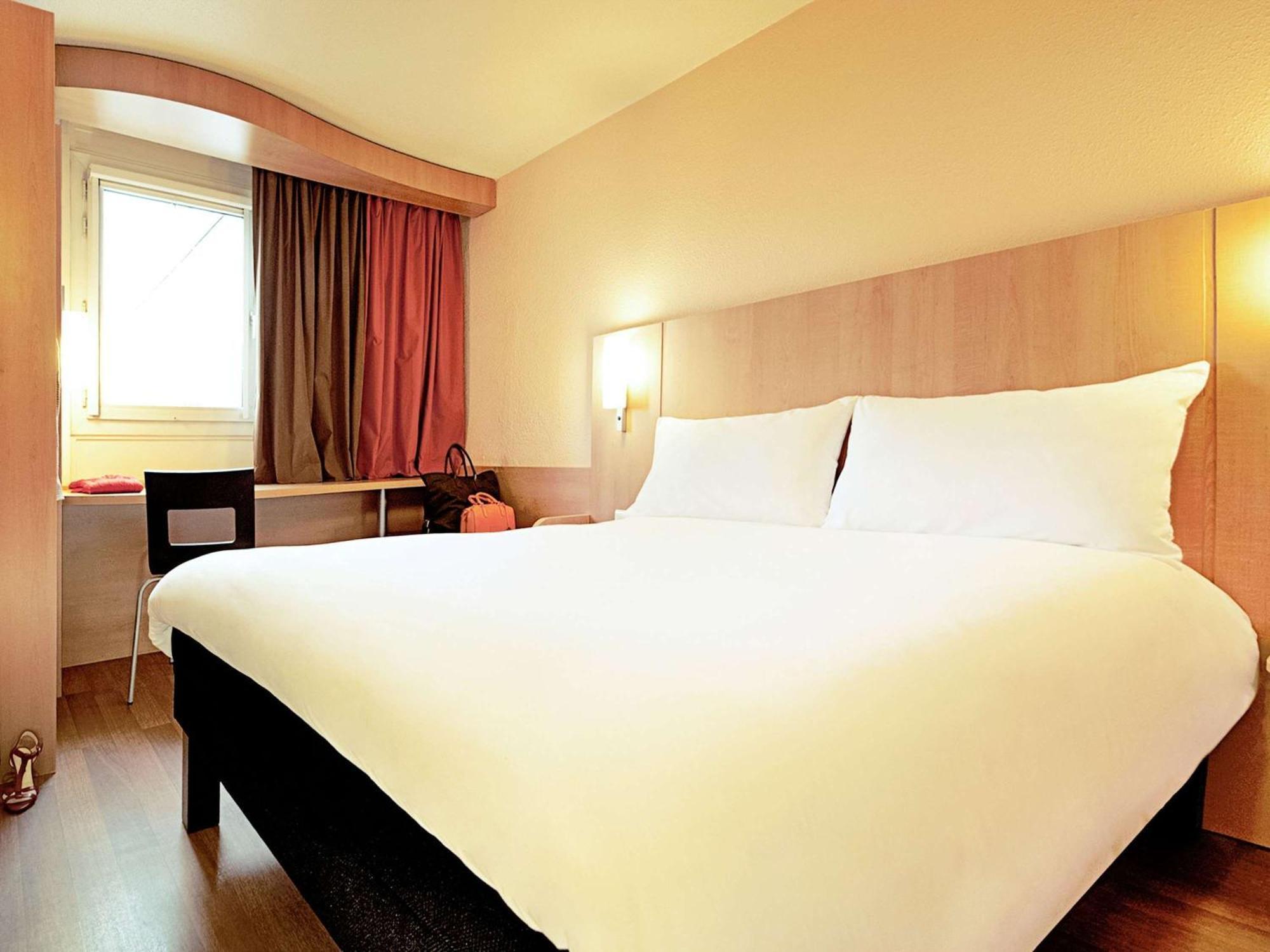 Ibis Beauvais Aeroport Hotel Exterior photo